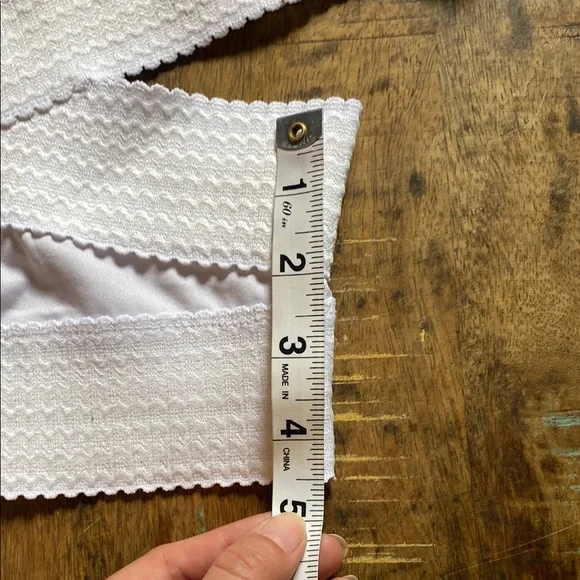 PrettyLittleThing Textured White Bikini Set - Picture 13 of 13